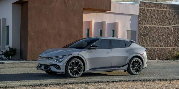 Kia 2027 EV6 fiyatları 38 bin dolardan başlıyor, yeni EV3'ten 8 bin dolar pahalı