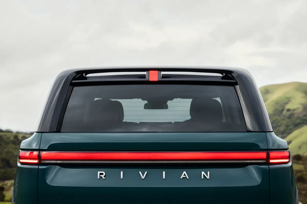 Elektrikli araç üreticisi Rivian, yeni modeli R2 ile satış rekoru kırdı
