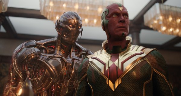 Marvel Studios, VisionQuest dizisinin son fragmanını yayınladı