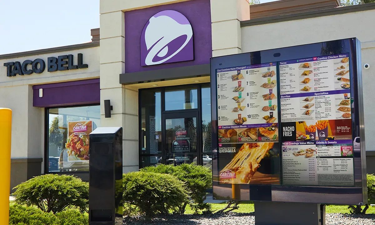 Taco Bell: Sesli yapay zekâ sipariş sistemi çalışanların işten ayrılmasını azaltıyor