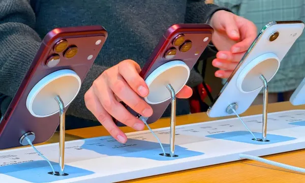 Apple, iPhone 18 Pro Max'te servis kaybına yol açan hatayı tespit etti