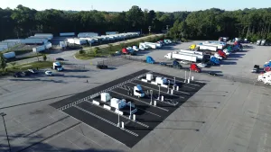 Tesla, Atlanta ile Savannah arasında 14 Semi Megacharger ünitesi açtı