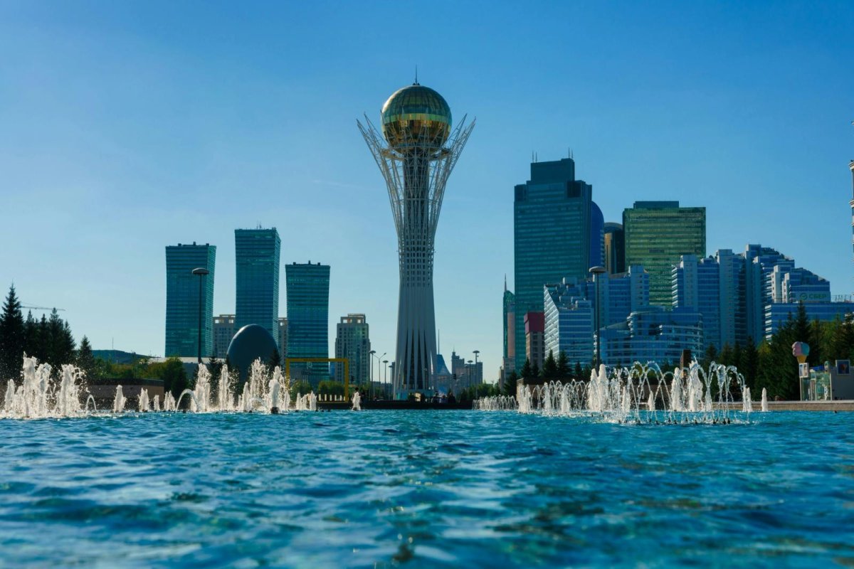 Kazakistan mahkemesi Coinbase ve beş kripto borsasını Astana Uluslararası Finans Merkezi'nde yetkisiz hizmetten men etti