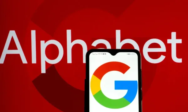 Yapay zeka tehdidiyle Alphabet'in piyasa değeri 500 milyar dolar eridi