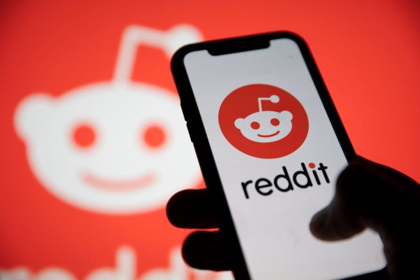 Reddit'te 'sizin için' akışı başlıyor, 'takip edilenler' seçeneğiyle