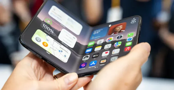Apple iPhone Duo onarım fiyatlarını açıkladı, katlanır ekran 999 dolar