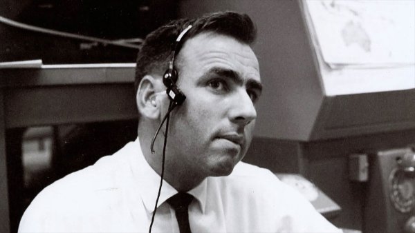 Apollo 13'ü kurtarmaya yardım eden NASA uçuş direktörü Milt Windler 94 yaşında öldü