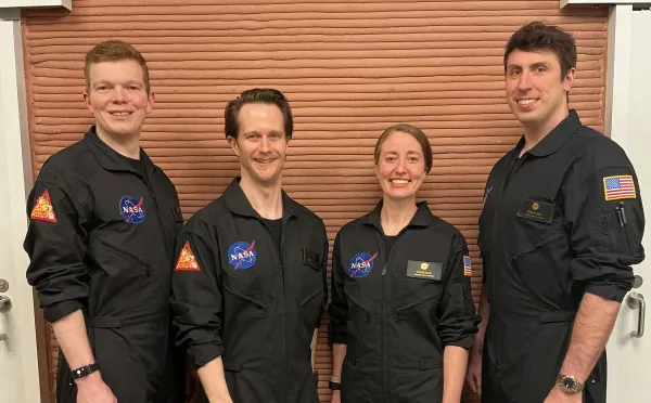 NASA simülasyonunda Mars ekibi habitat içinde bir yılı tamamladı