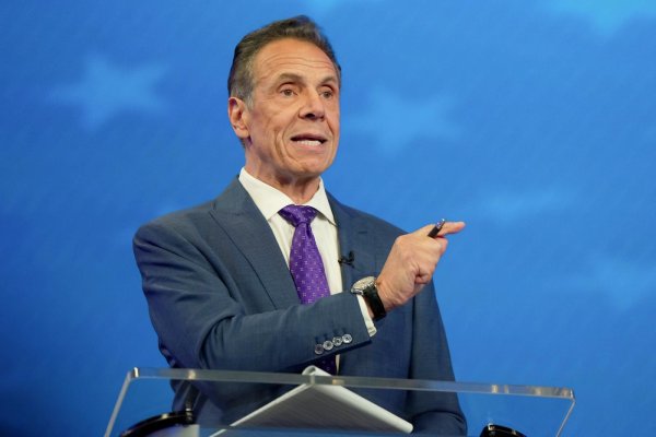 OKX-ICE eş başkanı Andrew Cuomo, tokenize hisse planlarına şirket itirazlarını 'doğal tepki' olarak nitelendirdi