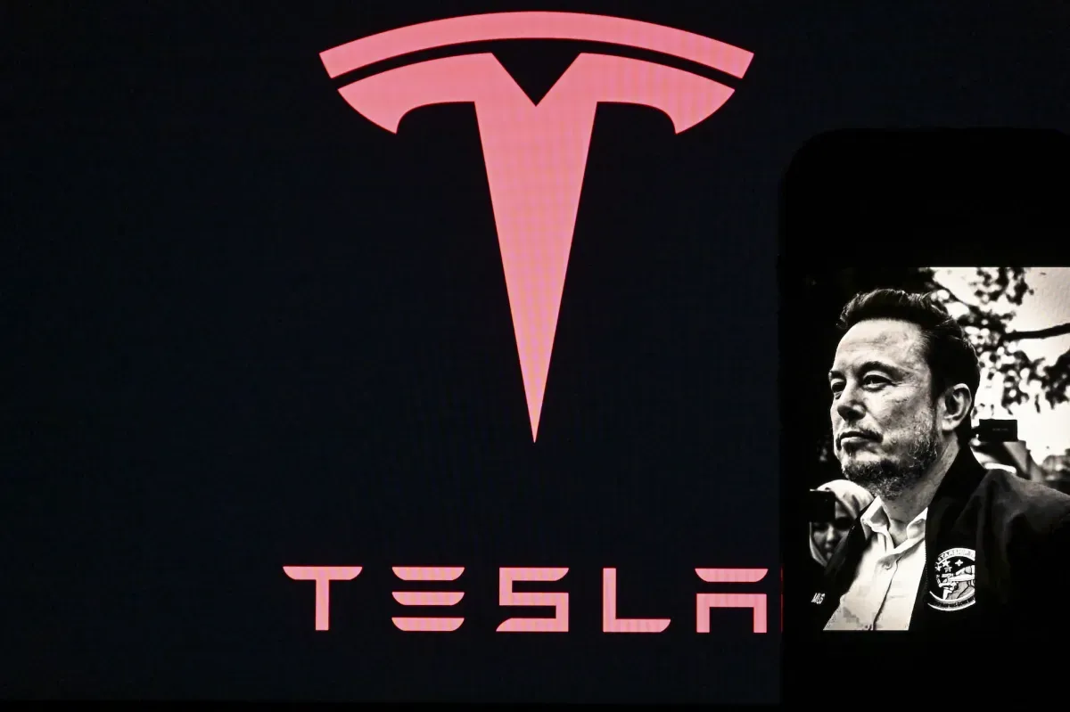 Tesla ve Elon Musk'ın 'Muazzam Bolluk' Vizyonu Belirsizliğini Koruyor