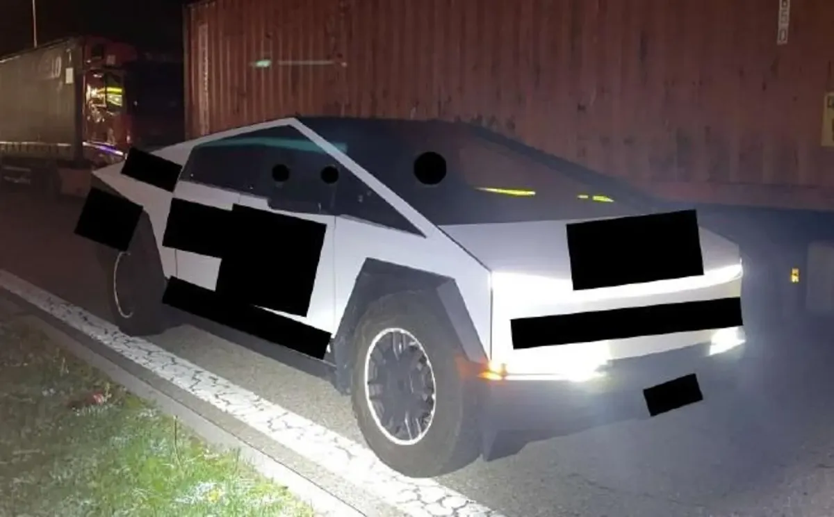 Almanya'da Tesla Cybertruck durduruldu, 'canavar kamyonet' yollara çıkamıyor