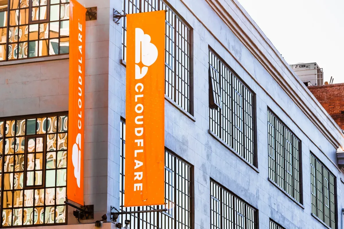 Cloudflare, Workers programlama modelini geliştirmek için Deno'yu satın aldı