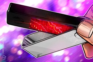 Ledger'da yetkisiz donanım implantı Bitcoin ETF'lerini donanım cüzdanına kıyasla daha güvenli saklama seçeneği olarak tartışmaya açtı