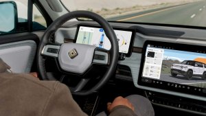 Rivian en yeni eller serbest sürüş teknolojisine bazı sahiplere erken erişim sağlıyor