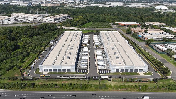 Amazon'un 1 milyar dolarlık veri merkezi planı yeni tepki topladı
