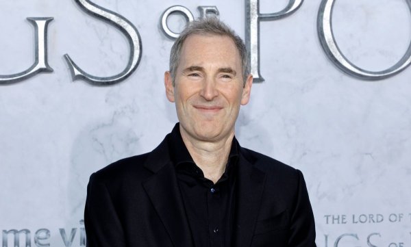 Amazon CEO'su Andy Jassy: AWS 1 trilyon dolarlık iş olabilir, önce büyük harcama yapılacak