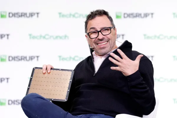 Cerebras CEO'su Andrew Feldman yapay zekâ kıyamet uyarılarına mesafe koydu