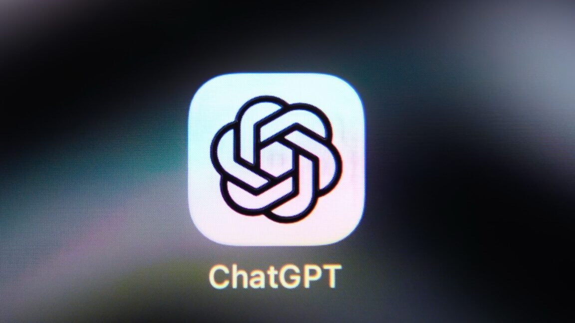OpenAI ChatGPT çıktılarına AB'de varsayılan olarak filigran ekleyecek
