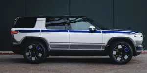 Rivian nokta-nokta sürüşü davetiye usulü NDA’lı test programıyla sınırlıyor