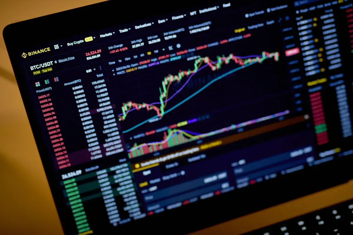 Binance para çekme işlemlerini durdurdu, milyarlarca dolarlık kripto çalındığı iddia ediliyor