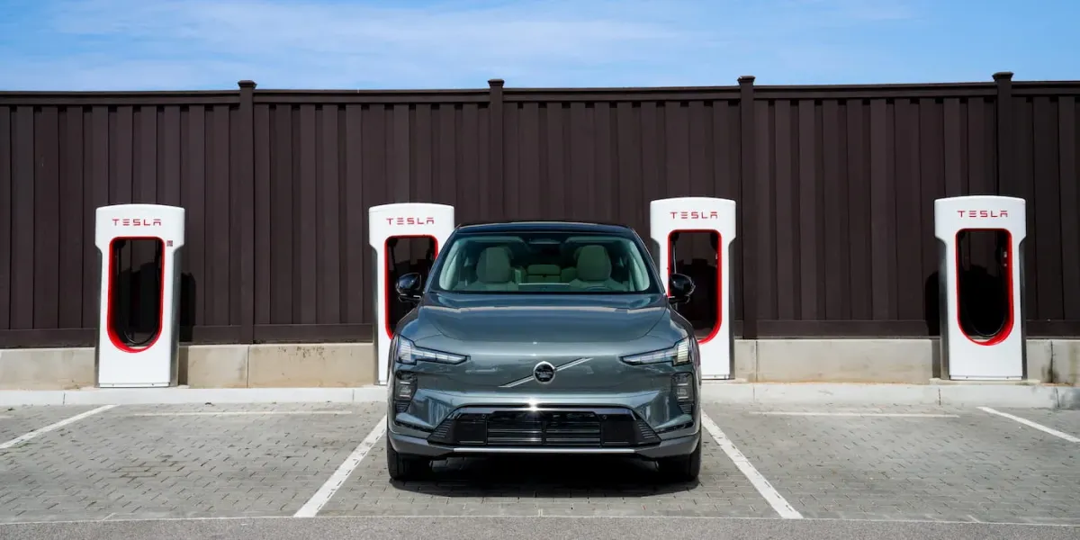 Tesla ABD'de hızlı şarj büyümesine liderlik ediyor ama fiyatları artırdı