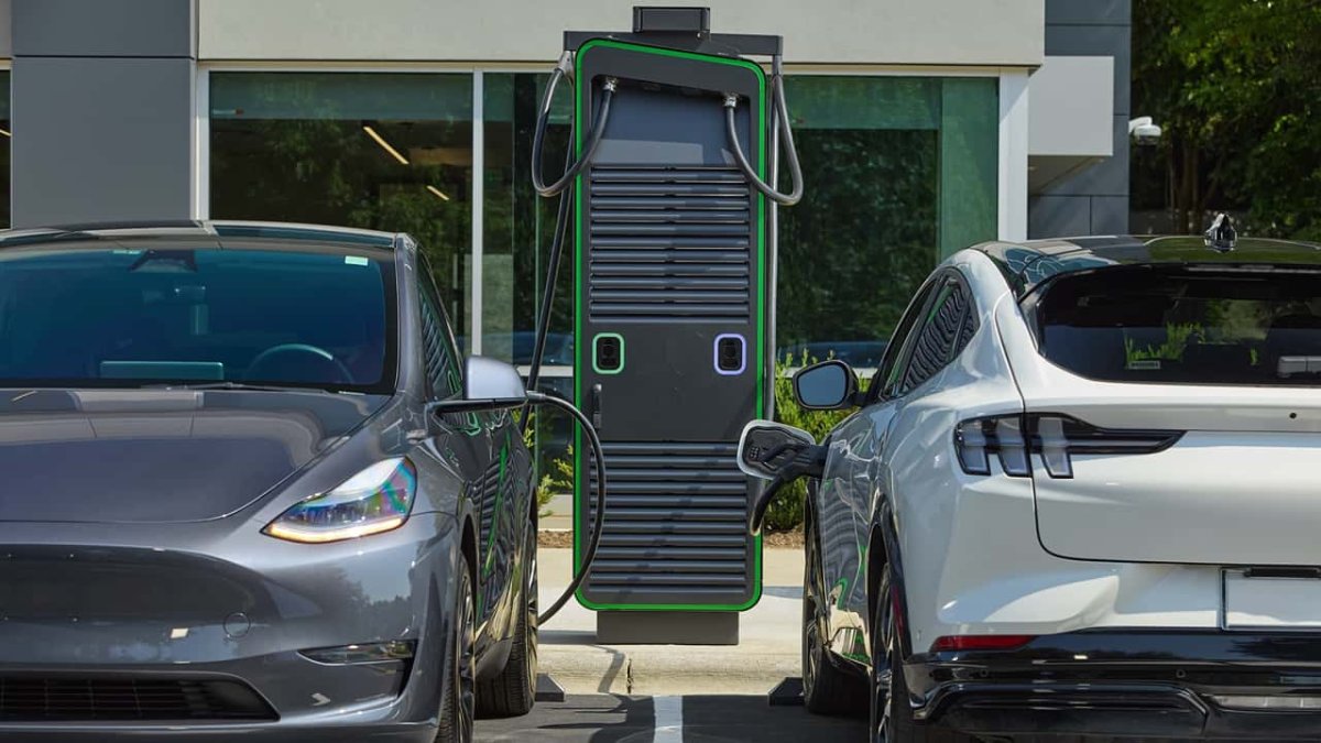 California'da elektrikli araç şarj istasyonları için 28 milyon dolarlık destek