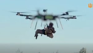 Ukrayna'da yaralı asker drone ile tahliye edildi, uzun süredir konuşulan fikir pratiğe döküldü