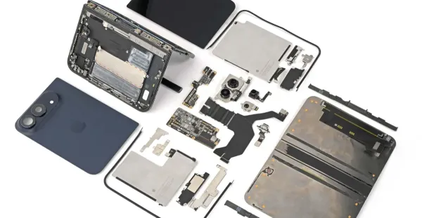 iFixit'in iPhone Duo incelemesi kırık ekran ve menteşe sorununu açıklayabilir