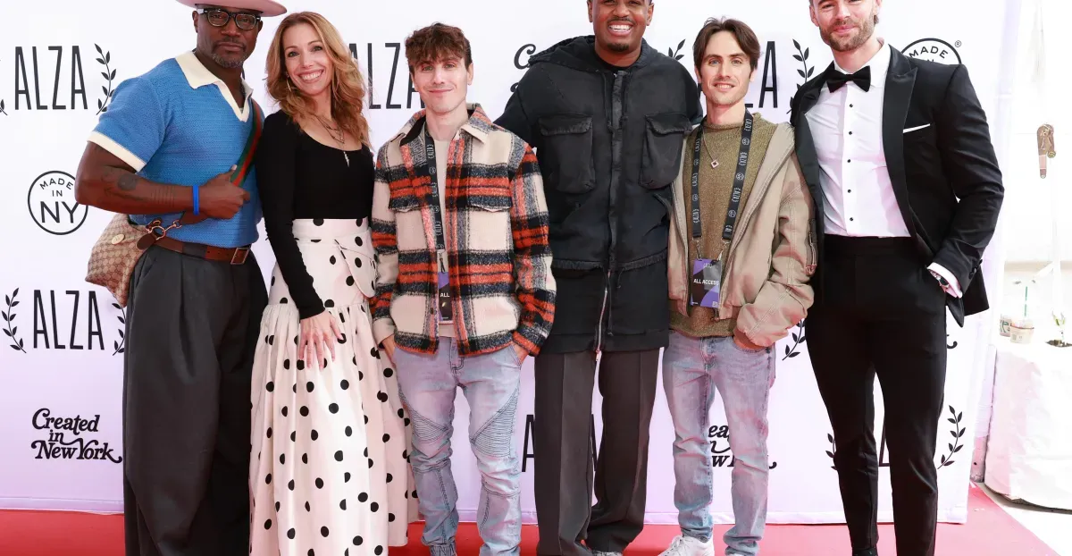 New York'un ilk mikrodrama film festivali Alza izleyici arıyor